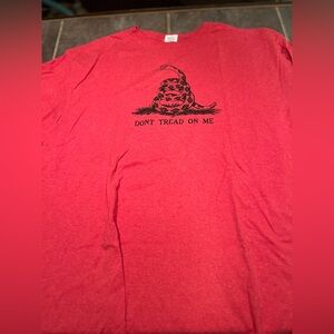 Delta Red Snake Graphic Men's Short Sleeve Tee- XL